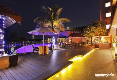 Bookmytripholidays | Crowne Plaza,Kochi  | Best Accommodation packages