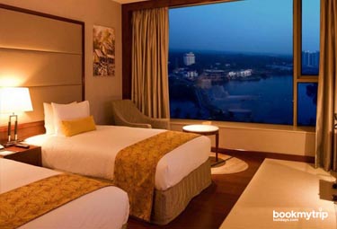 Bookmytripholidays | Crowne Plaza,Kochi  | Best Accommodation packages