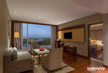 Bookmytripholidays | Crowne Plaza,Kochi  | Best Accommodation packages