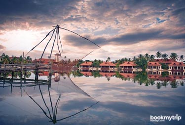 Bookmytripholidays | Sterling Lake Palace ,Alappuzha  | Best Accommodation packages