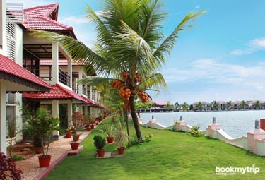 Bookmytripholidays | Sterling Lake Palace ,Alappuzha  | Best Accommodation packages