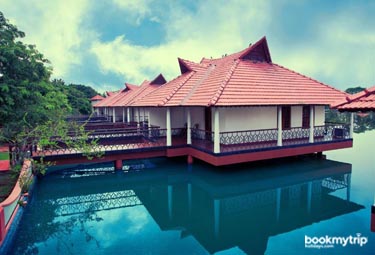 Bookmytripholidays | Sterling Lake Palace ,Alappuzha  | Best Accommodation packages