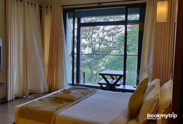 Bookmytripholidays | The Mountain Courtyard,Thekkady  | Best Accommodation packages